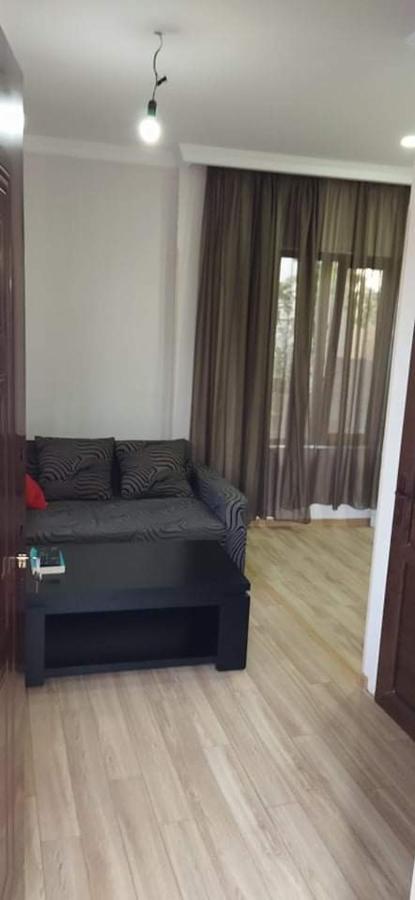Guesthouse Zeinabi Tbilisi Exterior photo